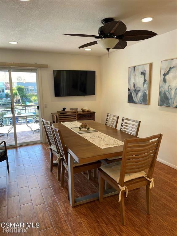 2386 Leeward Cir - Photo 3 of 9