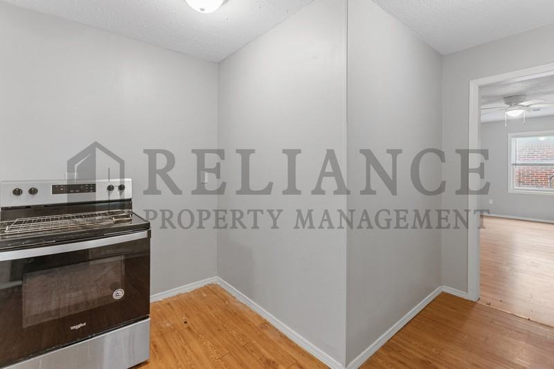1128 N Estelle Ave - Photo 5 of 25