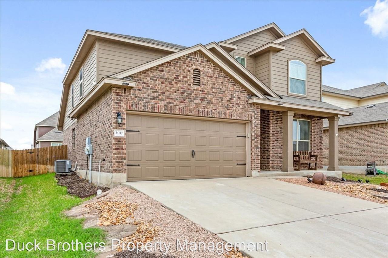 3017 Jackal Dr - Photo 2 of 29