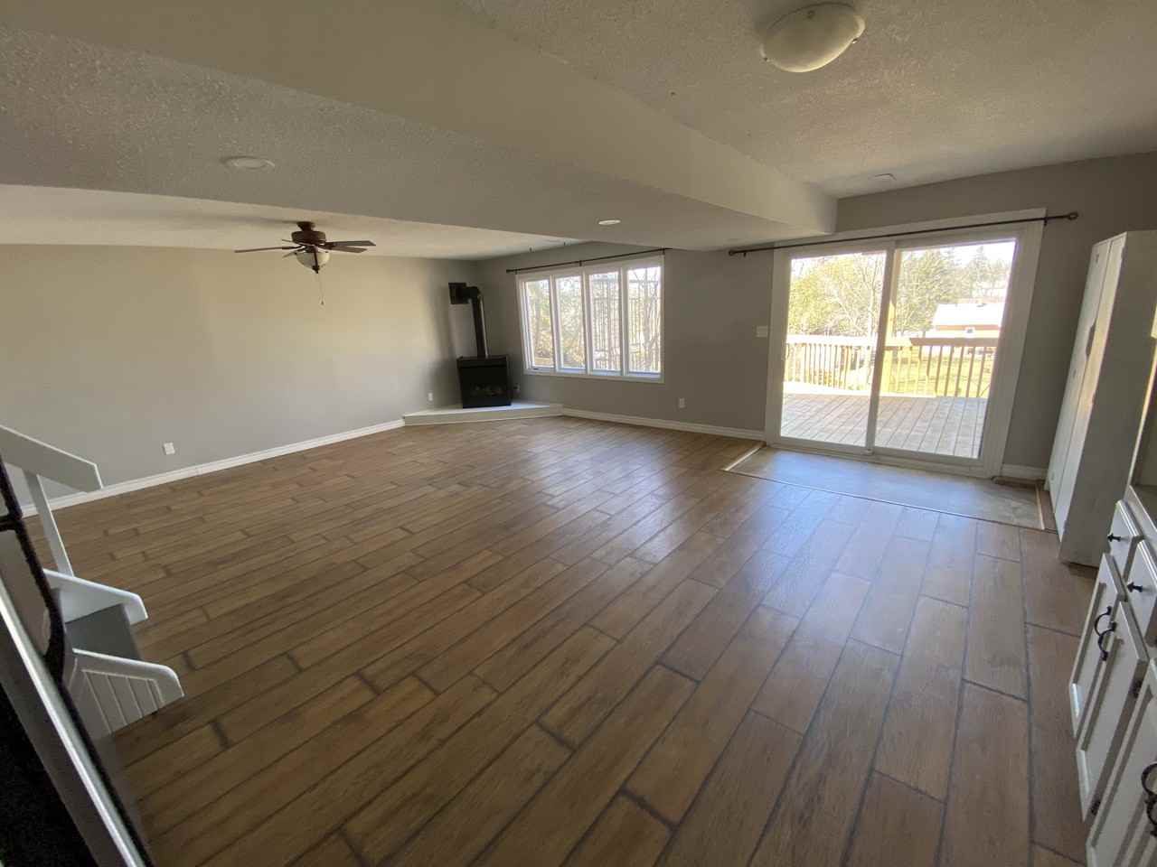 215 Wellington Street - Photo 3 of 13