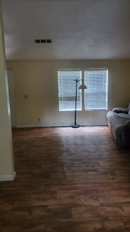 56 Ne 441st Ave - Photo 3 of 4