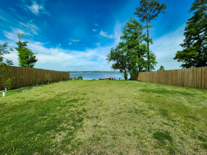 8035 High Point Rd - Photo 2 of 34