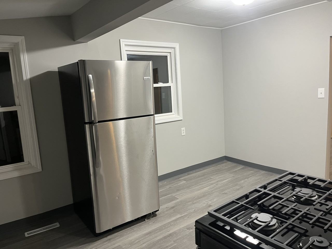 5717 Ivy Dr #NA - Photo 3 of 13