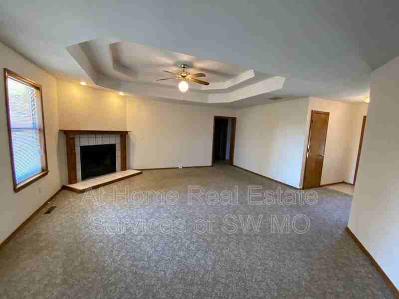 402 N Becky Cir - Photo 5 of 12