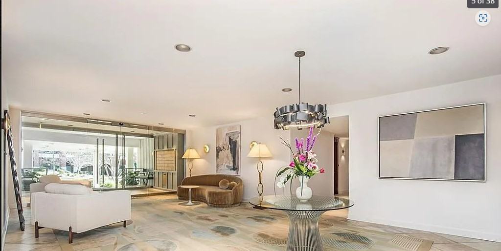 2222 Selwyn Ave #605 - Photo 2 of 4