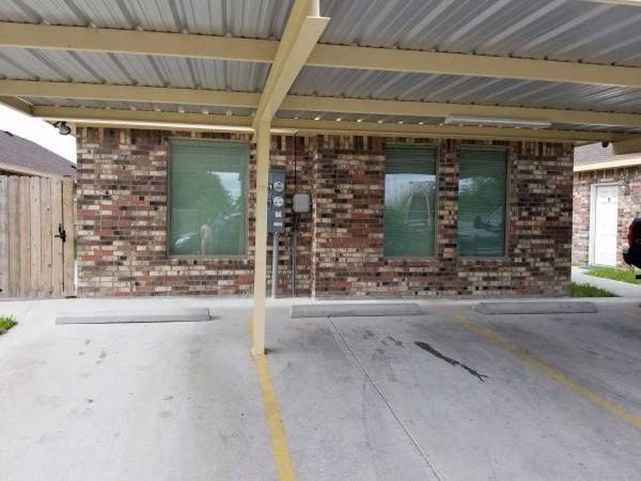 1428 Leann Rimes Rd #B - Photo 2 of 11