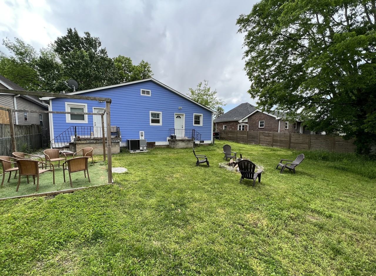 1816 15th Ave N #A - Photo 2 of 17