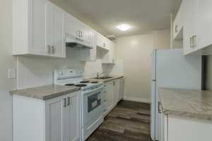 featured image of 8 Greenbrook Cres E