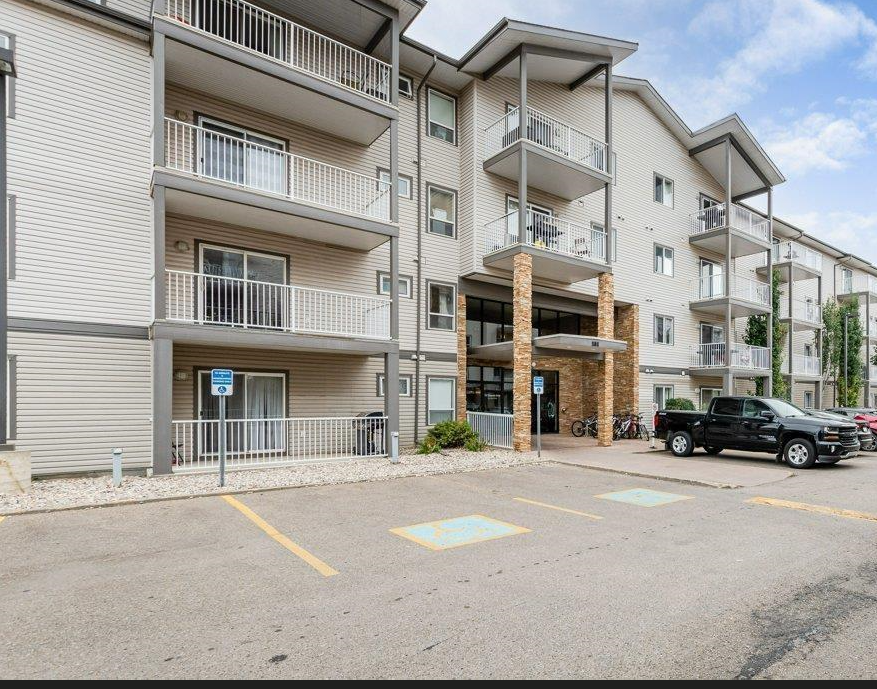 2 Bedroom 2 Bathroom in Park Place 2 Ellerslie Apartments 151 Edwards