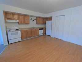featured image of 1599 N Mulberry St