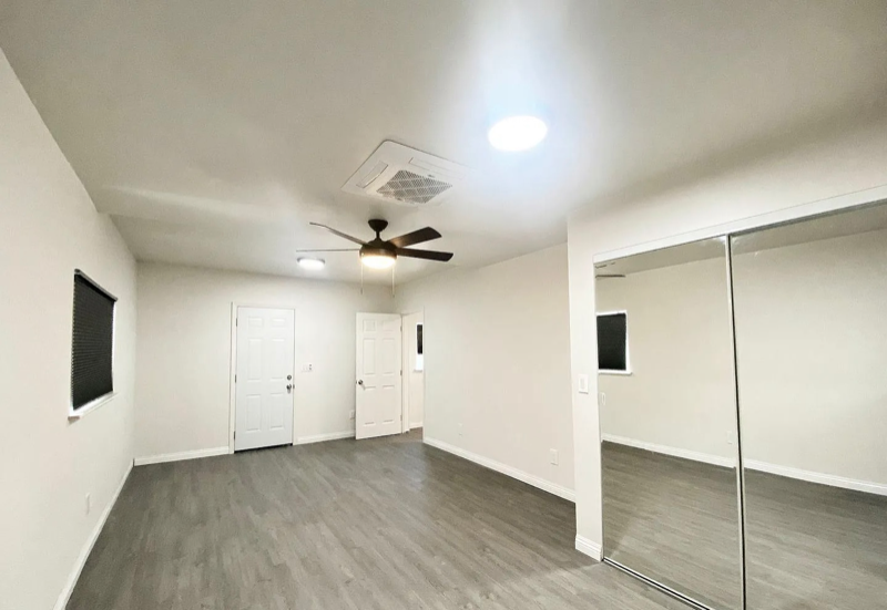 224 W 8th Ave - Photo 4 of 17