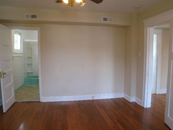 203 W 29th St #3 - Photo 3 of 6