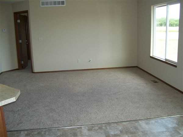 5505 Meadowview Ave - Photo 3 of 10