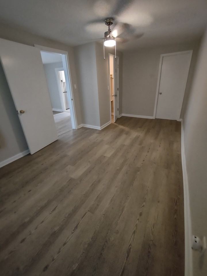 602 Rector St #B - Photo 2 of 12