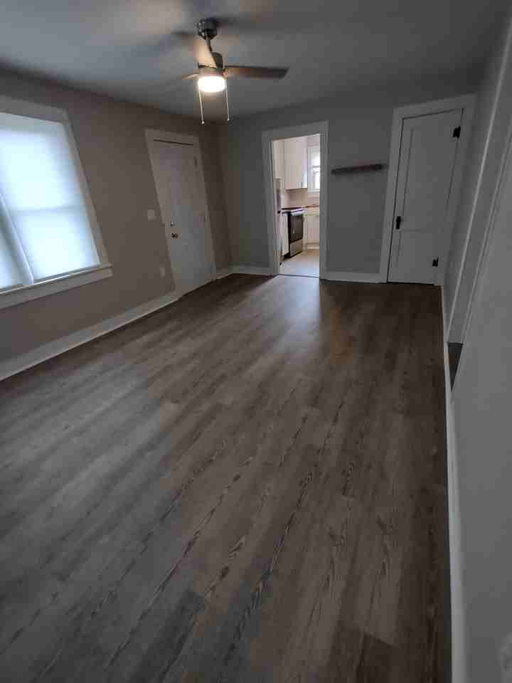 602 Rector St #B - Photo 5 of 12