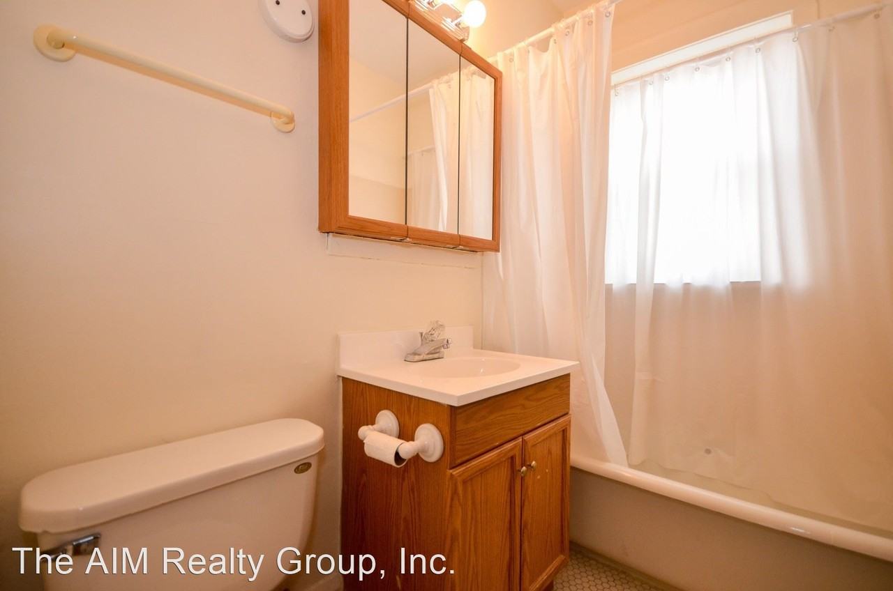 547 Spring Road & Montrose Avenue - Photo 2 of 12