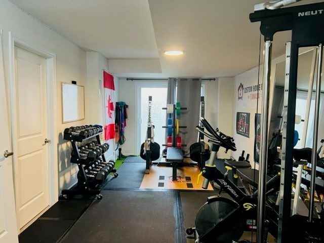 68 Gordon Circle - Photo 2 of 15