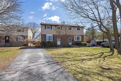 19 Bernadette Court - Photo 3 of 50