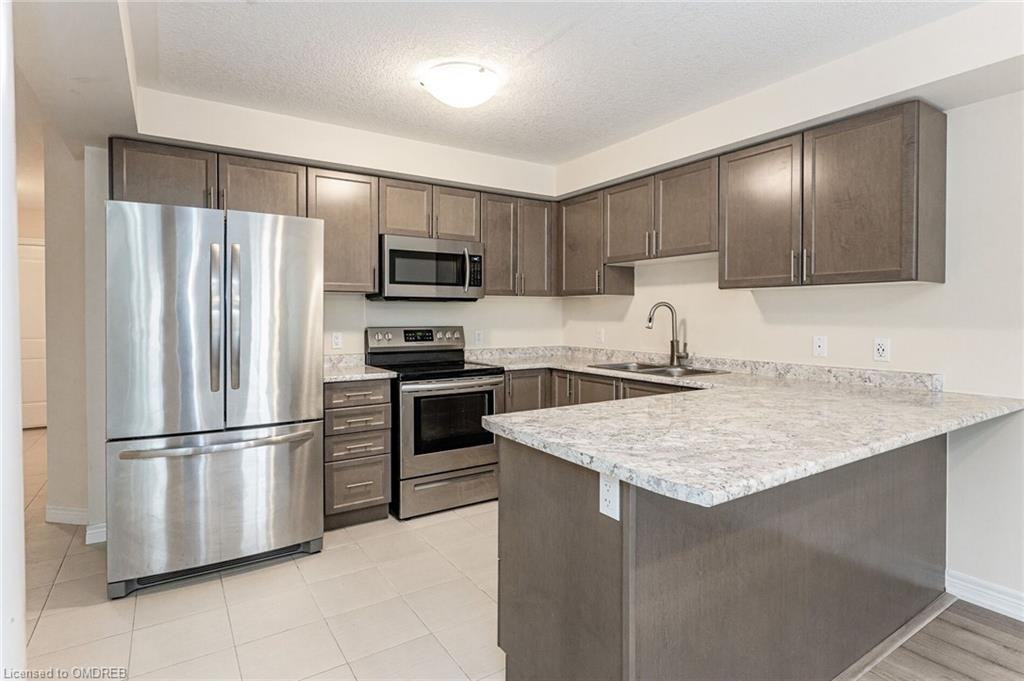 51 Bethune Avenue - Photo 3 of 12