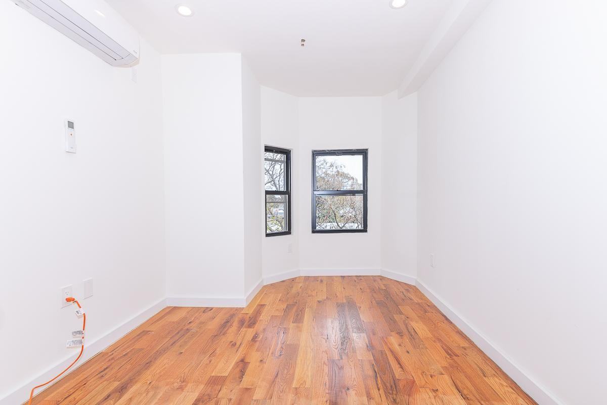 2513 Bedford Ave #2b