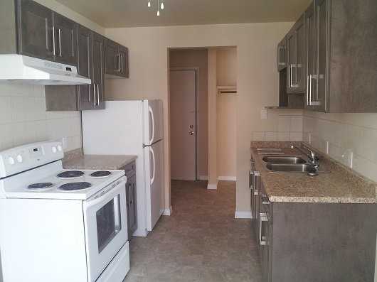 Capilano Court Apartments 6203 100 Ave Nw, Edmonton, AB T6A 0G1 Zumper