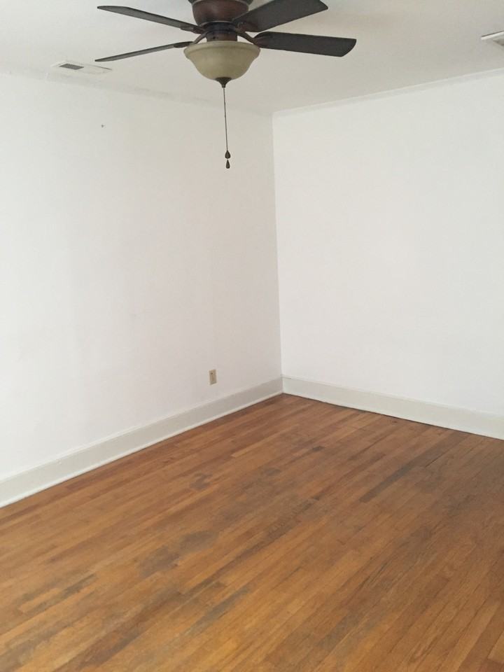 304 Union Avenue - Photo 2 of 6