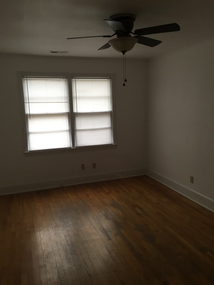 304 Union Avenue - Photo 5 of 6