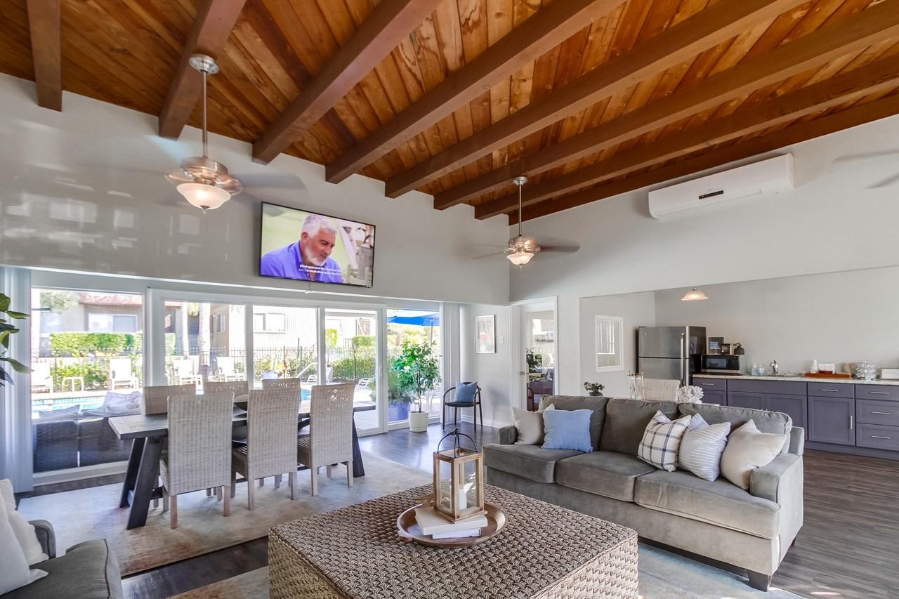 Mesa Vista Apartment Homes - Photo 6 of 28