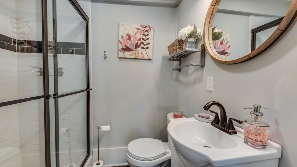 1400 Grainger Ave #1 - Photo 4 of 17