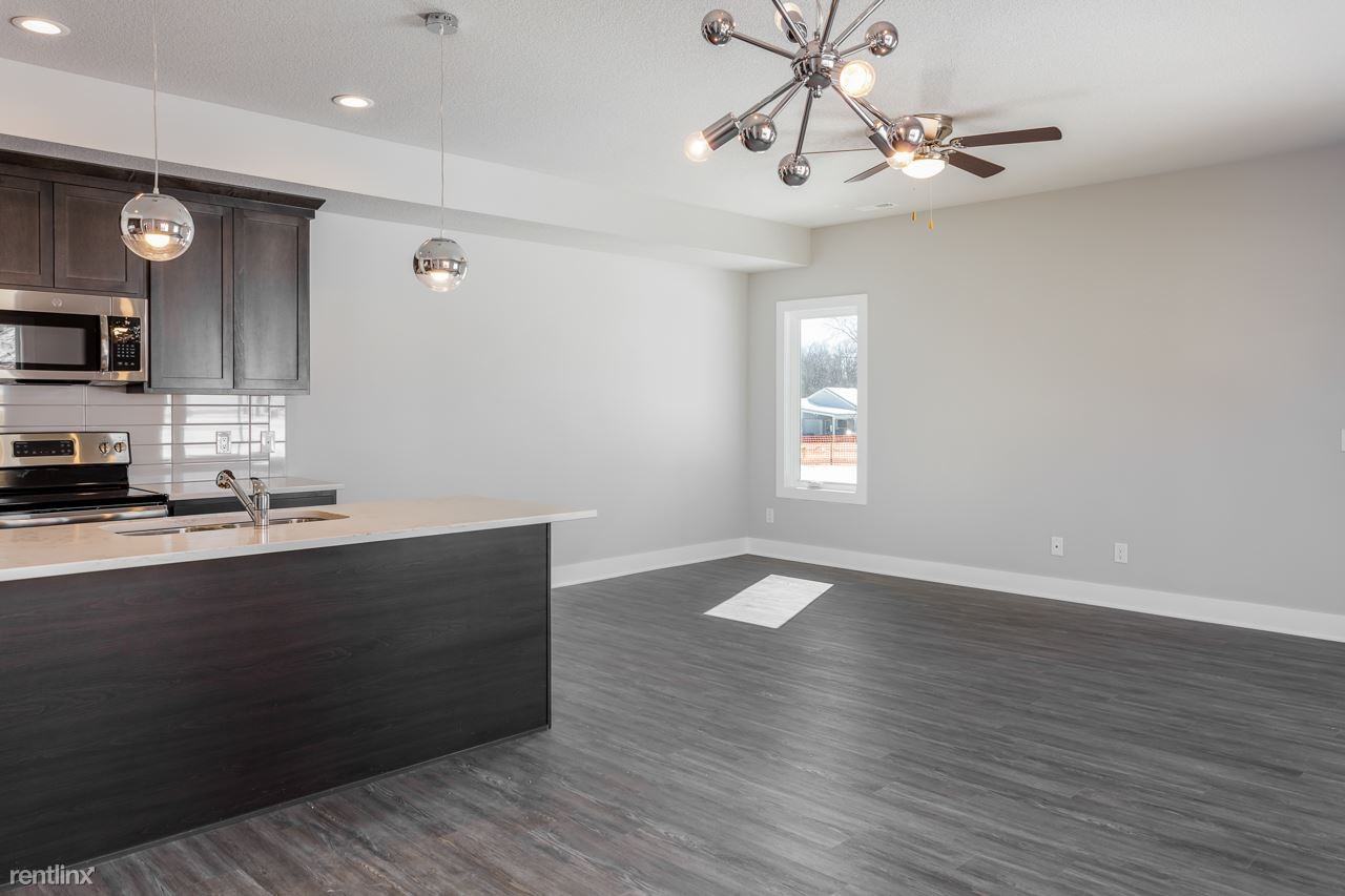 416 Se 2nd St - Photo 3 of 19