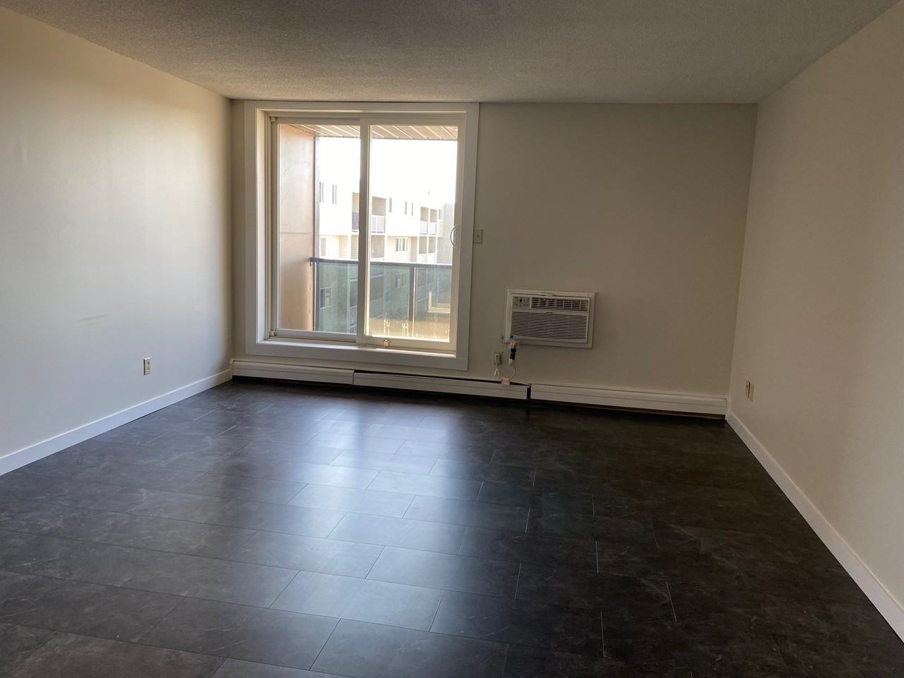 Lockwood Place - Photo 3 of 7