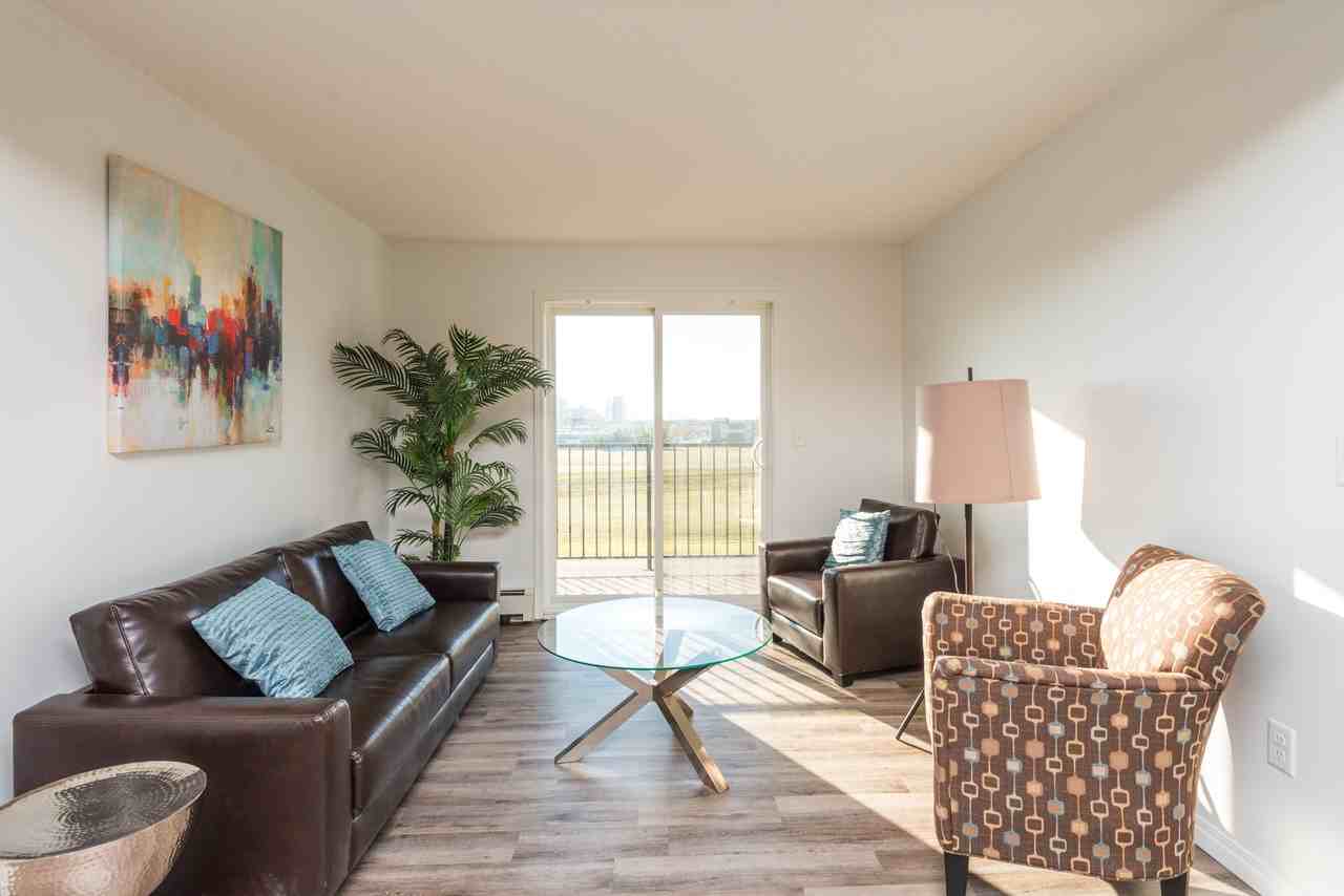 Windermere Village Apartments 3711 & 3711 Whitelaw Lane 3707