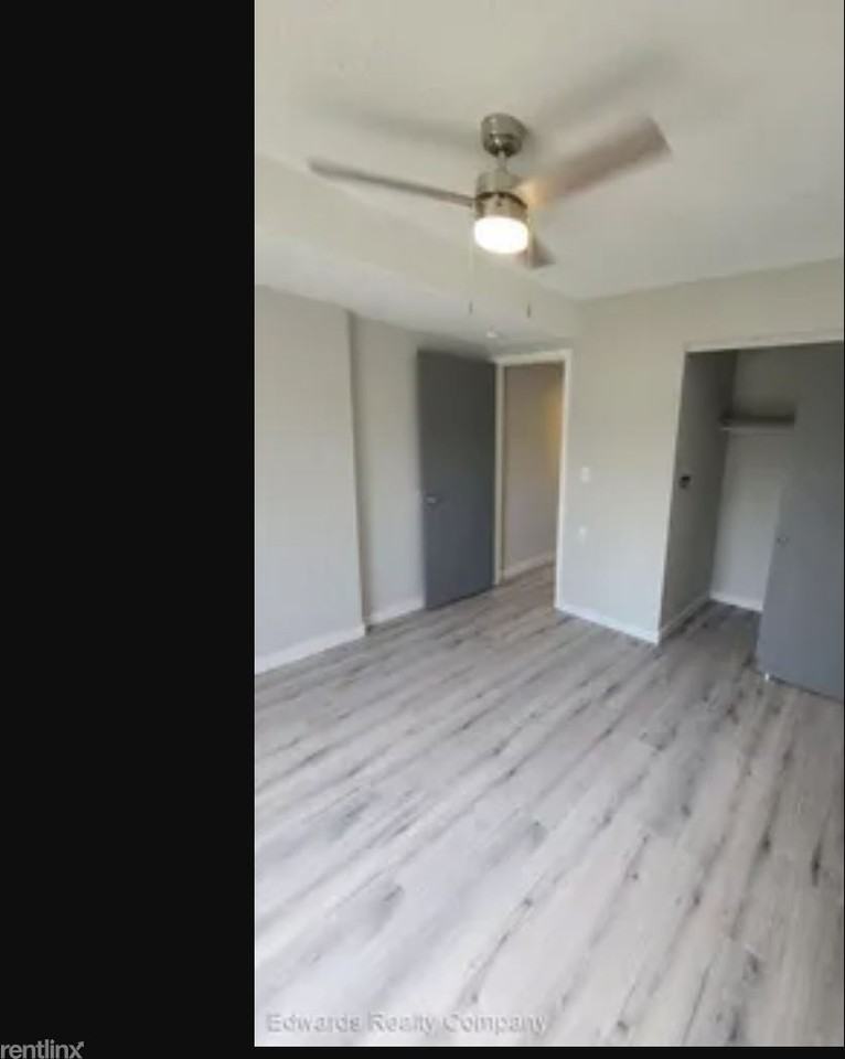 573 Irving Wick Dr E - Photo 2 of 6