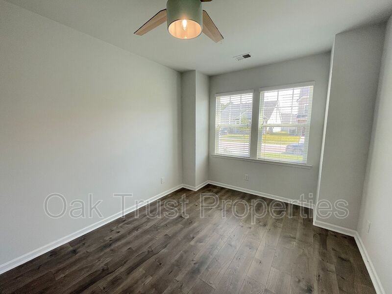 156 Blackwater Way - Photo 3 of 24