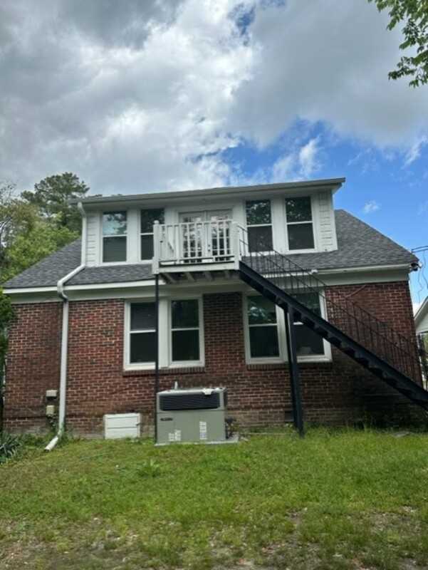 705 1/2 Michaelmas Ave - Photo 2 of 15