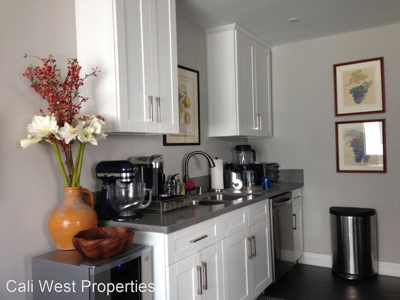1044-1048 7th St - Photo 2 of 18