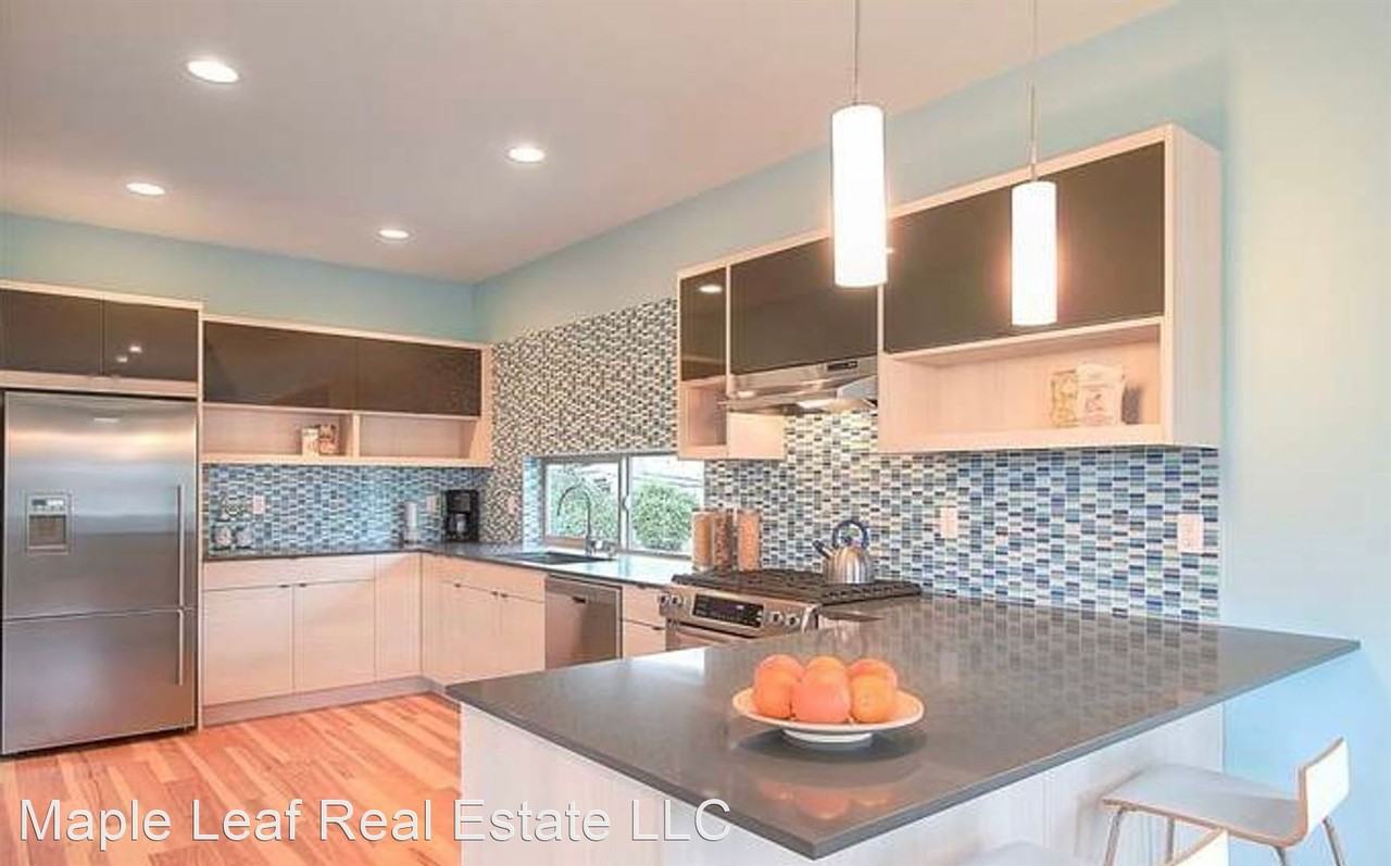 1314 26th Ave S - Photo 2 of 13