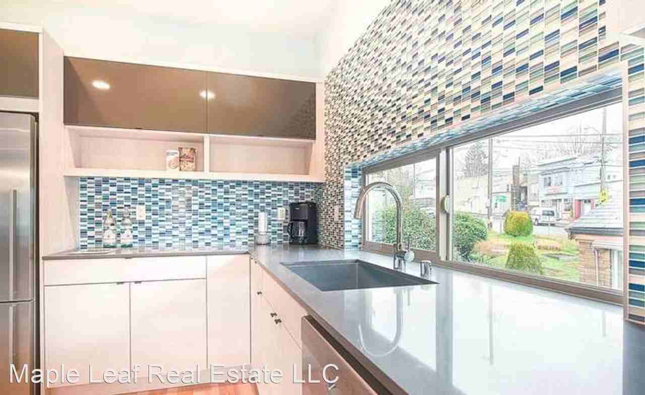 1314 26th Ave S - Photo 3 of 13