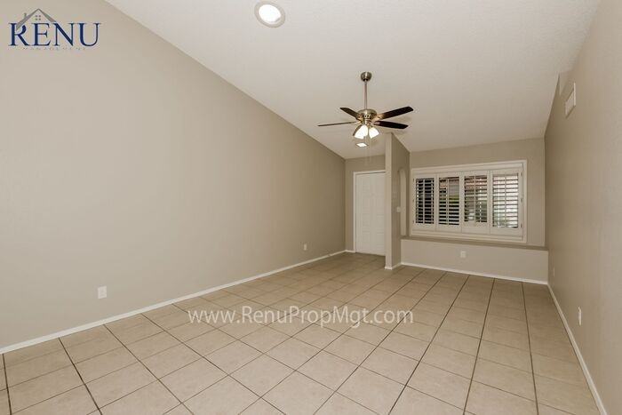 5923 W Garden Dr - Photo 3 of 17