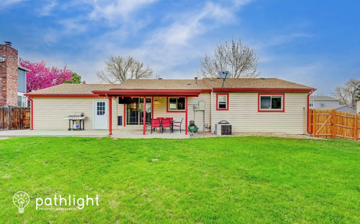 10602 W Ida Pl - Photo 2 of 3