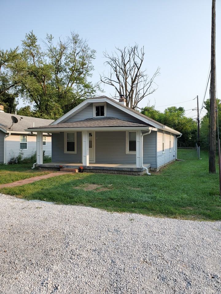 1113 E Sumner Ave #NA - Photo 2 of 21