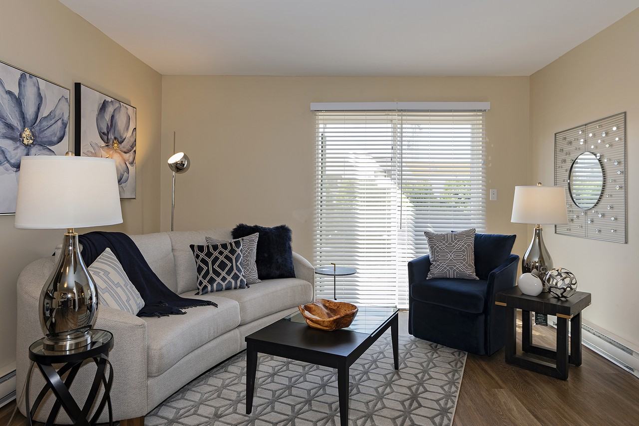 South Kamloops Apts Apartments 559 Nicola St, Kamloops, BC V2C 6S5