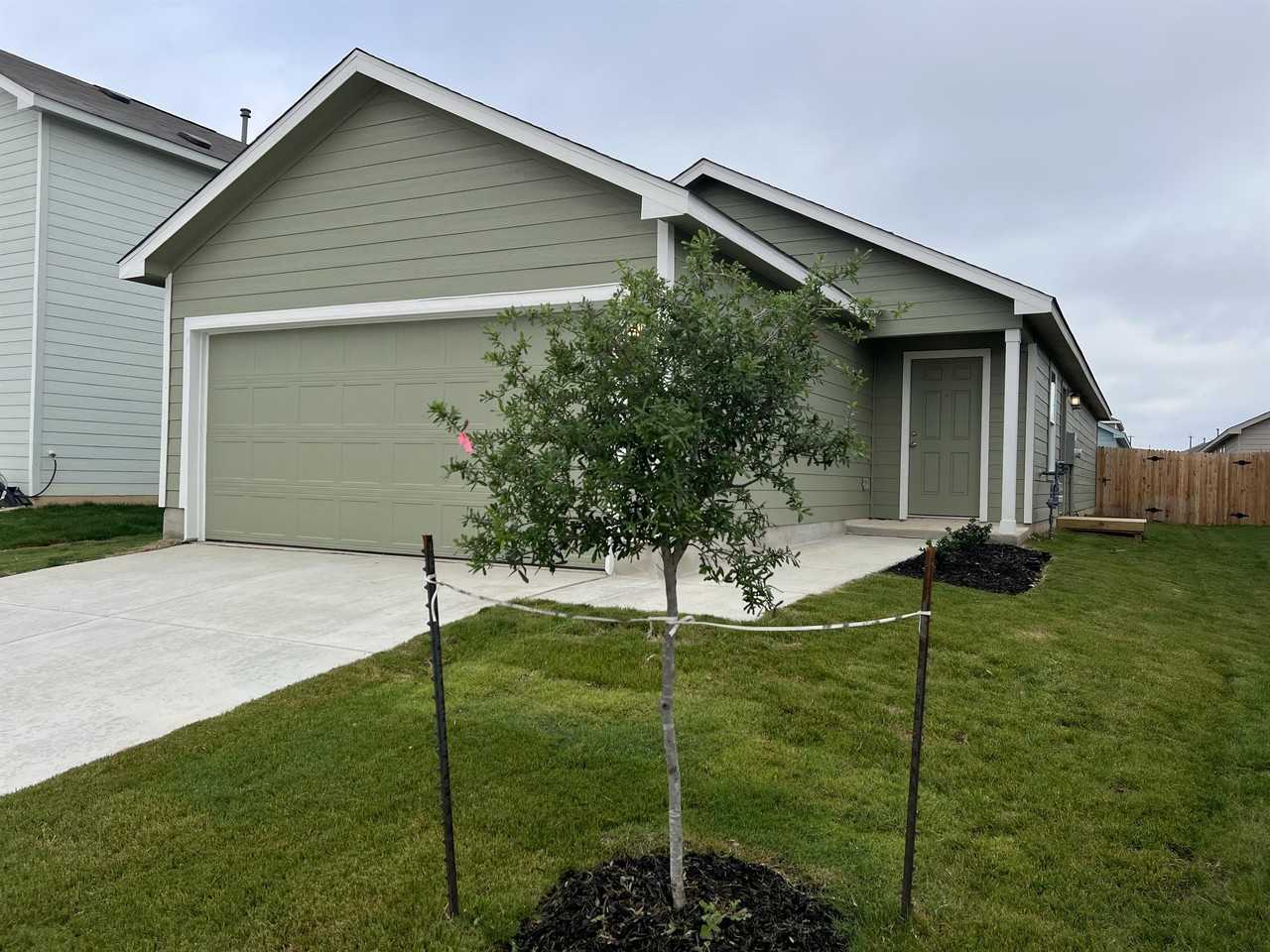 13819 Llama Place #1 - Photo 4 of 37