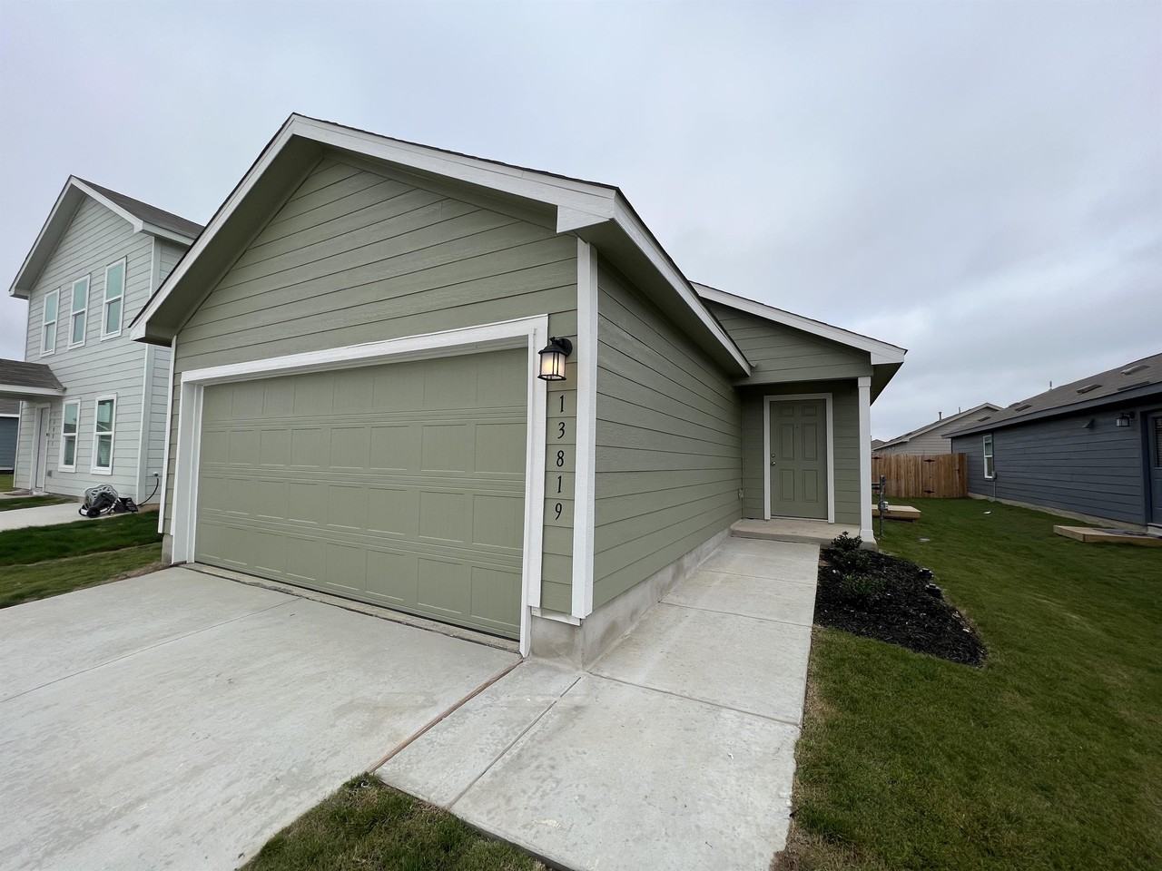 13819 Llama Place #1 - Photo 7 of 37