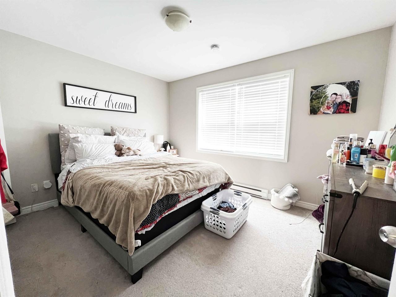 118 Seaborn St #1 - Photo 3 of 13