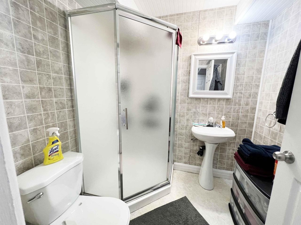 118 Seaborn St #1 - Photo 7 of 13