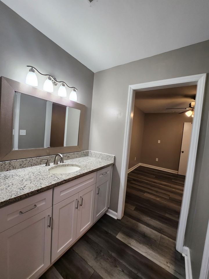 135 Alexandria St #A - Photo 7 of 11