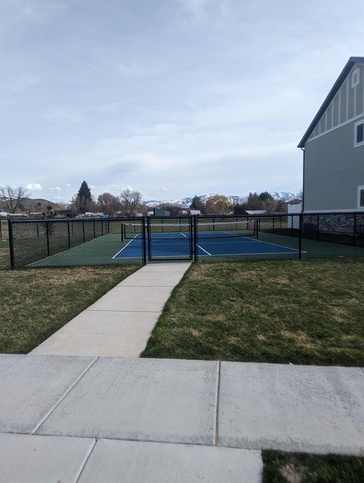 332 N 100 W #1 - Photo 3 of 45