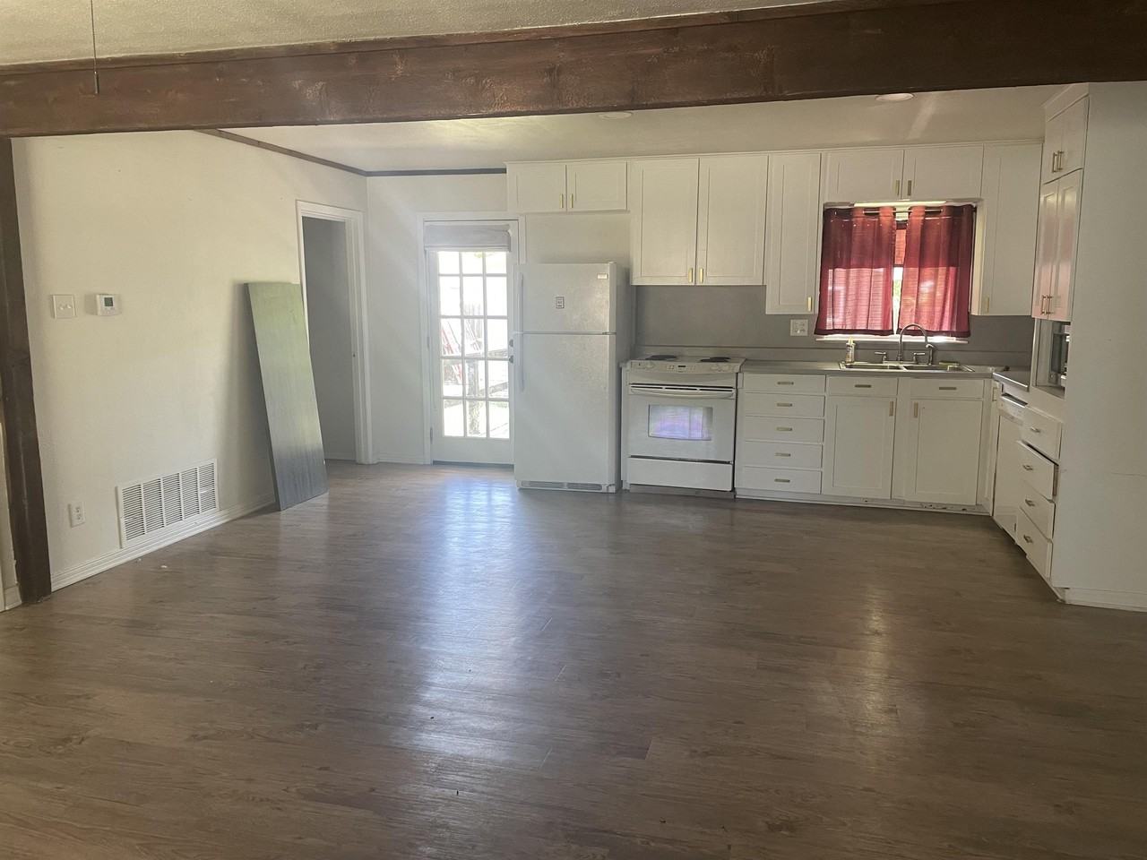 3319 Sherwood Lane #1 - Photo 5 of 10