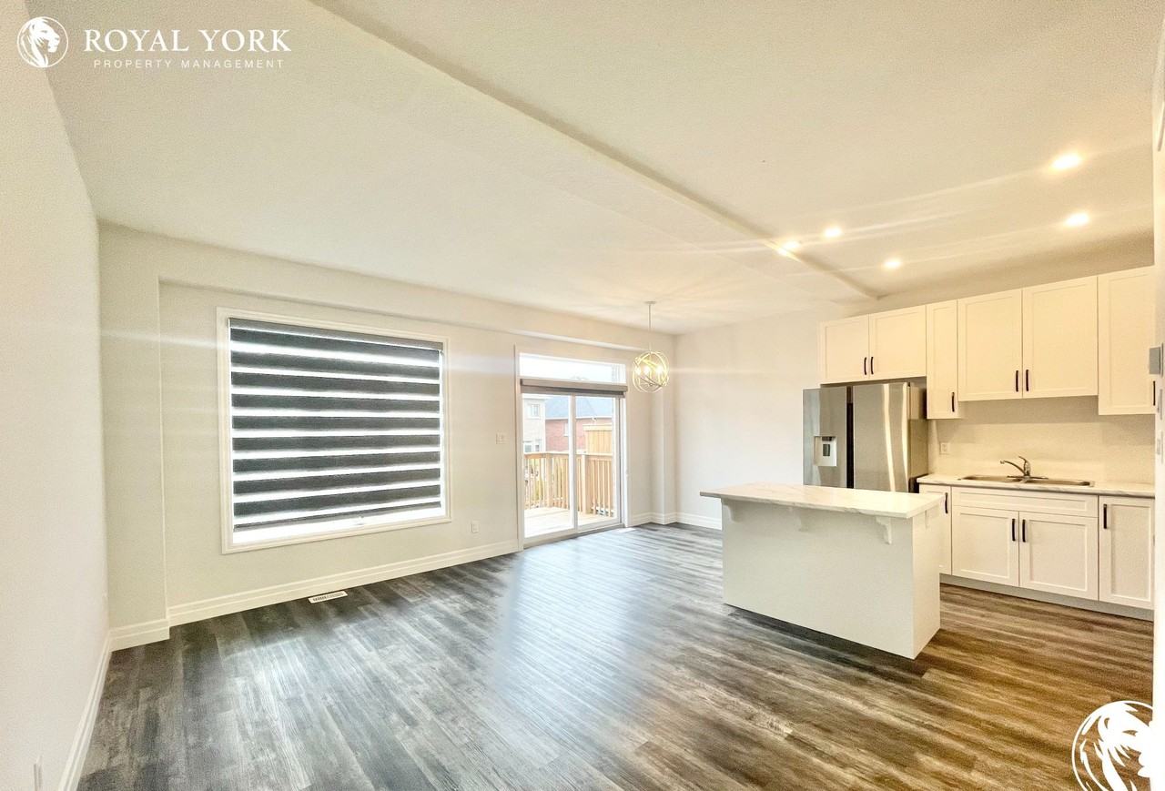 865 Edinburgh Dr - Photo 3 of 35